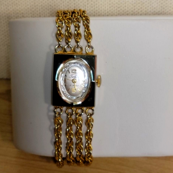 Very Rare Women's Wind-up Tarleton Gold Bracelet Style Watch - Picture 1 of 8